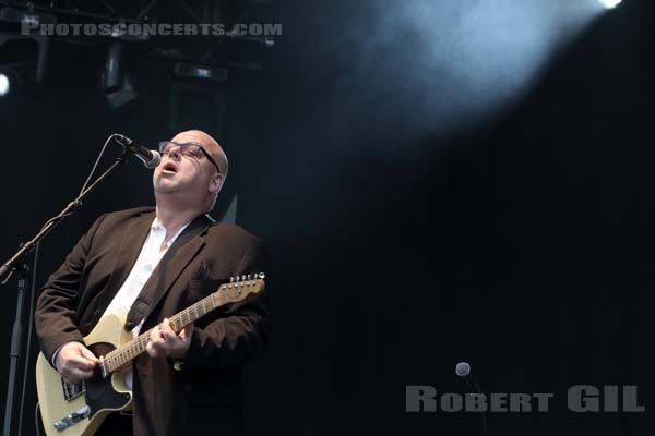 PIXIES - 2017-07-23 - PARIS - Hippodrome de Longchamp - Main Stage 1 - Charles Michael Kittridge Thompson